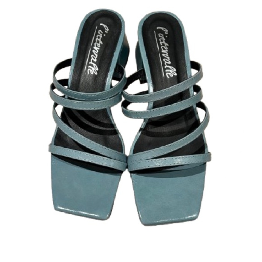 NWOT L'INTERVALLE Women's Patent Leather Strappy Sandals, Light Blue, Size 38